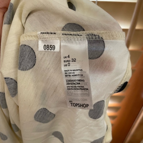 Top Shop Petite dress in polka dot size US 0 / UK 4 in great condition - Picture 5 of 9